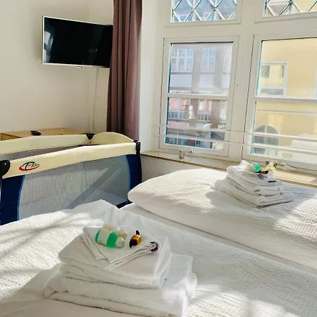 Lägenhet Fewo1846 - Atrium - Luxurioese Mit 3 Schlafzimmern Und Balkon Im Stadtzentrum Flensburg